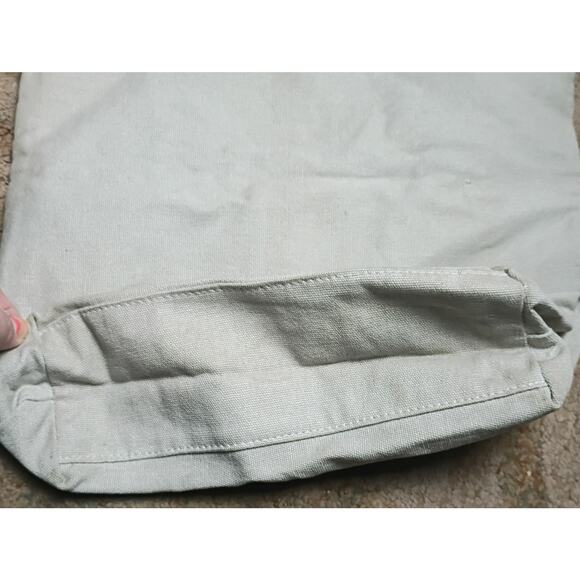 Canvas Green/ Green Camo Accent Multi-pocket Lined Cotton Tote Bag - Picture 6 of 8